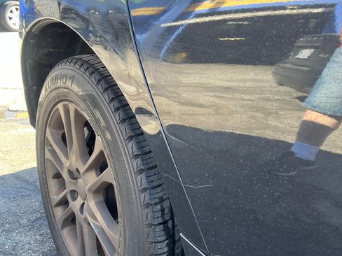 Used 2016 Volvo XC60 T5 Premier image 6