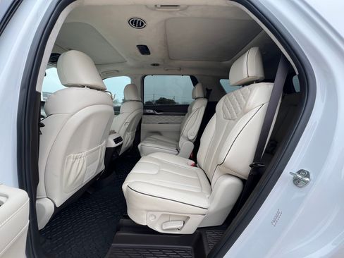 Used 2021 Hyundai Palisade Calligraphy image 6