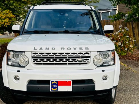 Used 2013 Land Rover LR4 HSE LUX image 4