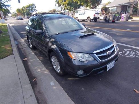 Used 2008 Subaru Outback 2.5XT Limited image 4