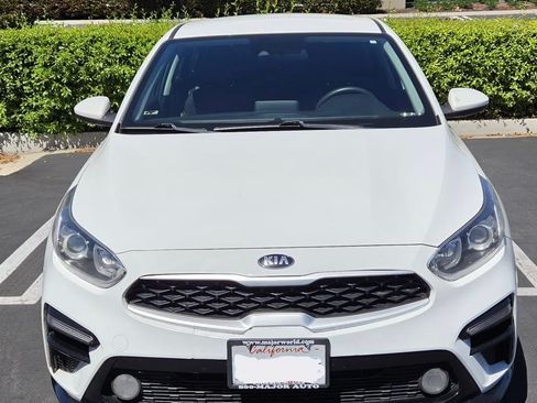 Used 2021 Kia Forte LXS image 2
