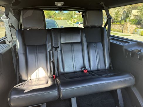 Used 2017 Lincoln Navigator L Select image 19