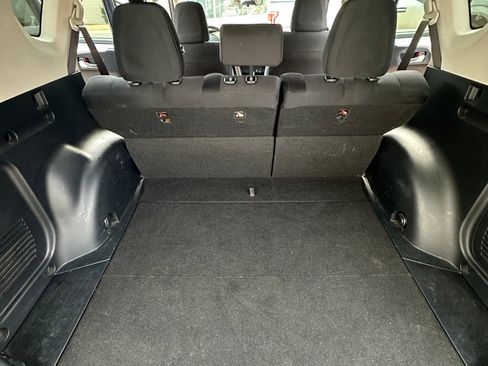 Used 2014 Toyota RAV4 XLE image 17