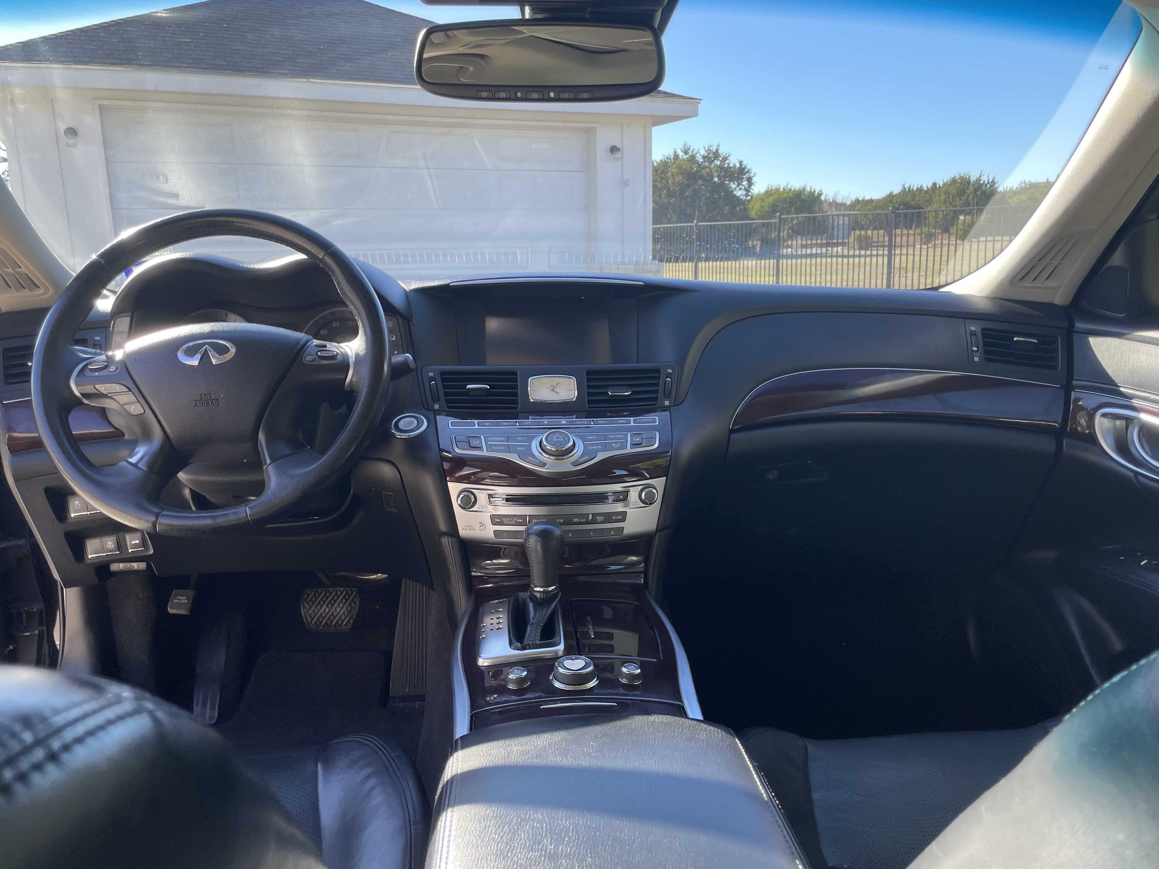 Used 2015 INFINITI Q70 3.7 RWD image 14