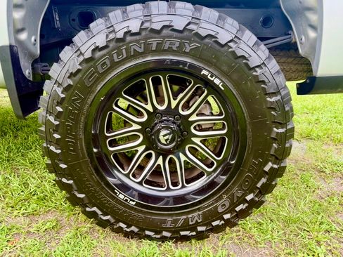 Used 2020 Chevrolet Silverado 1500 LT w/ Fleet Comfort Package AWD/4WD image 21