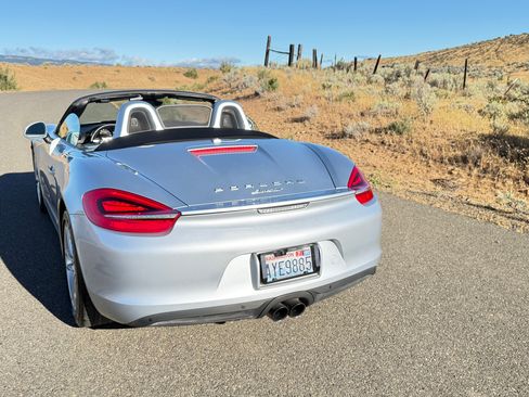 Used 2014 Porsche Boxster RWD image 13