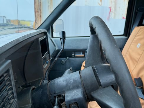 Used 1994 GMC Sierra 2500 SLE image 4