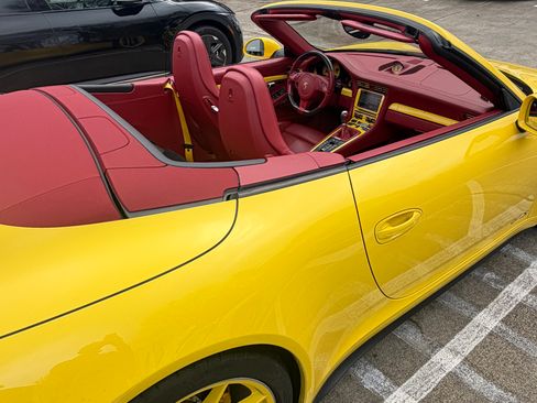 Used 2016 Porsche 911 Carrera 4 GTS image 15