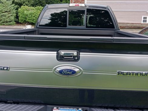 Used 2014 Ford F150 Platinum image 2