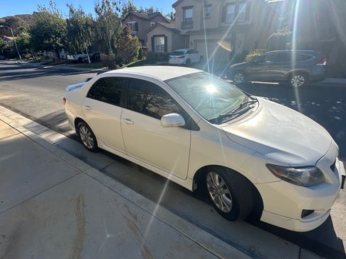 Used 2010 Toyota Corolla S image 1