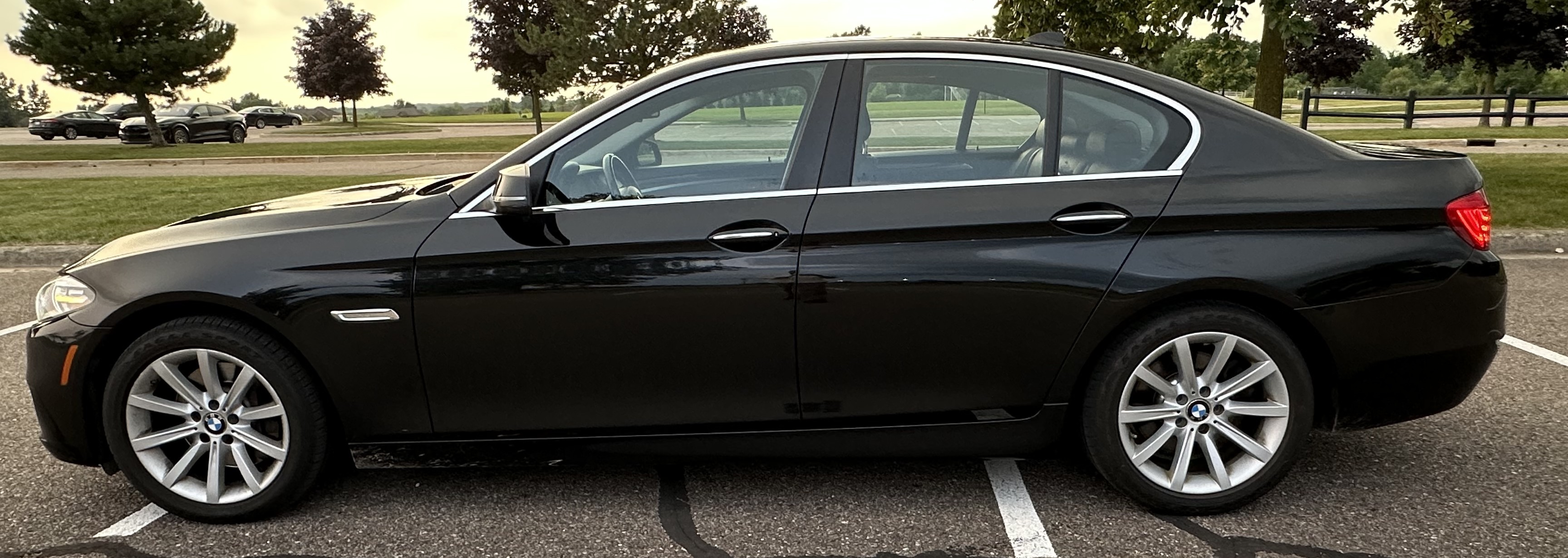 Used 2015 BMW 535i xDrive Sedan AWD/4WD image 1