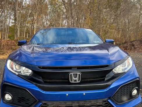 Used 2017 Honda Civic EX image 4