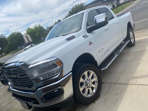 Used 2023 RAM 2500 Laramie AWD/4WD image 12