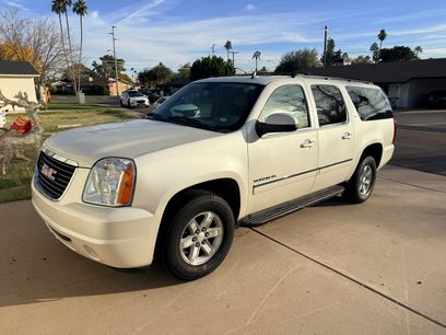 Used 2012 GMC Yukon XL SLT w/ SLT-2 Equipment Package
