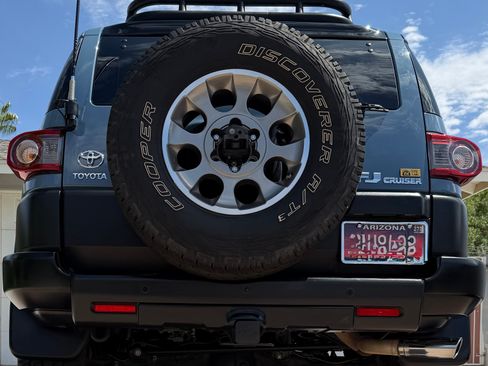 Used 2014 Toyota FJ Cruiser 4WD w/ Trail Teams Ultimate Edition image 5