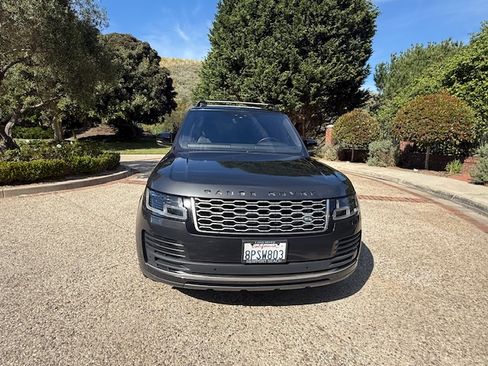 Used 2020 Land Rover Range Rover HSE image 10