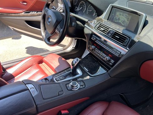 Used 2012 BMW 650i xDrive Convertible image 17