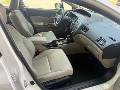 Used 2014 Honda Civic LX image 11