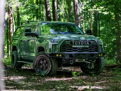 Used 2023 Toyota Tundra Limited w/ TRD Off-Road Package image 2
