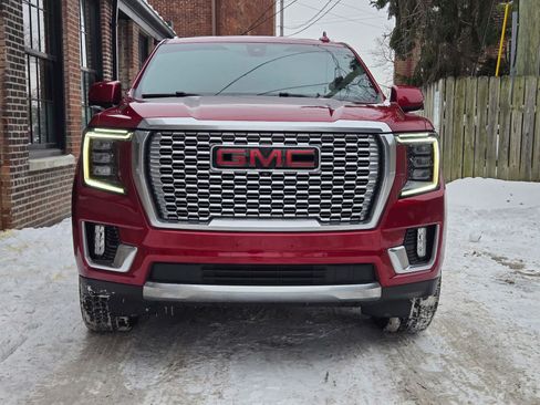 Used 2021 GMC Yukon XL Denali w/ Denali Ultimate Package image 5