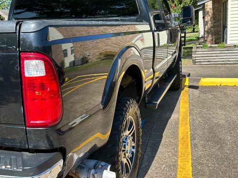 Used 2015 Ford F250 XL w/ Power Equipment Group AWD/4WD image 9
