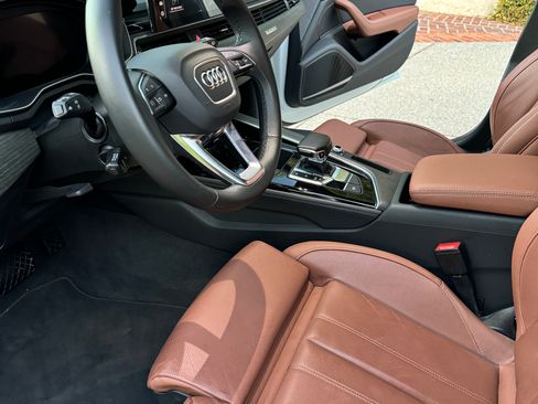 Used 2023 Audi A4 2.0T allroad Premium Plus w/ Premium Plus Package image 13