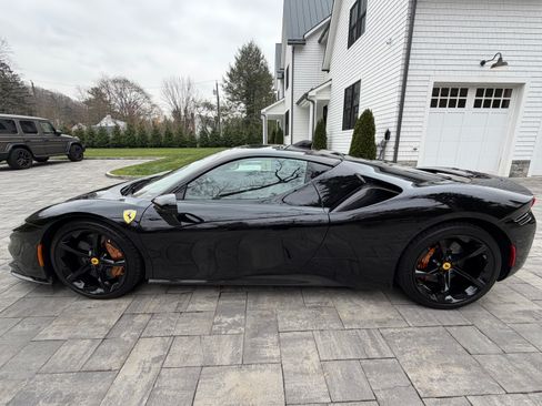Used 2023 Ferrari SF90 Stradale image 11
