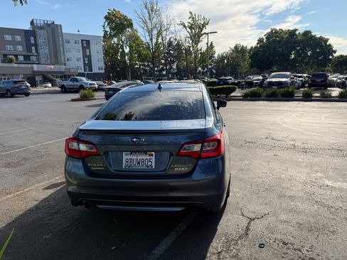 Used 2017 Subaru Legacy 2.5i Limited AWD/4WD image 5
