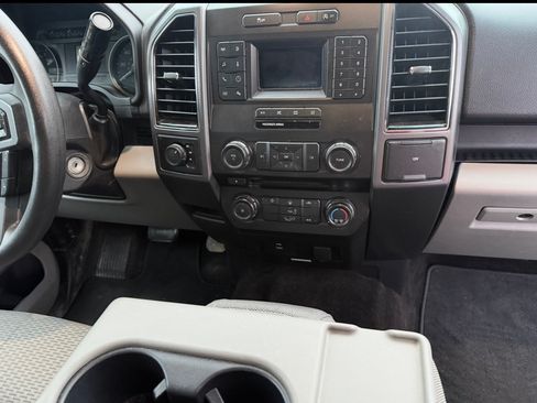 Used 2018 Ford F150 XLT AWD/4WD image 13