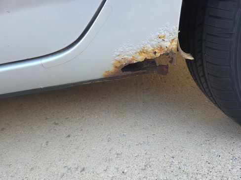 Used 2007 Toyota Corolla LE image 9