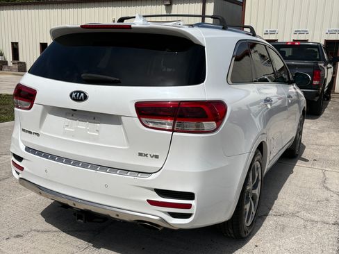 Used 2017 Kia Sorento SX FWD image 14