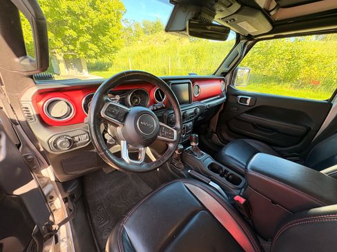Used 2019 Jeep Wrangler Unlimited Rubicon AWD/4WD image 6