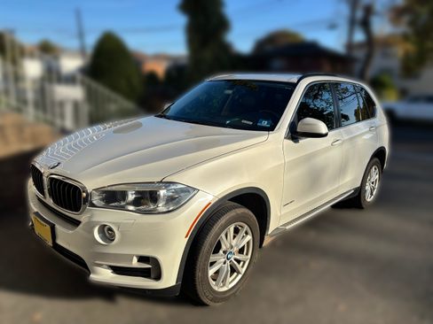 Used 2015 BMW X5 xDrive35i image 1
