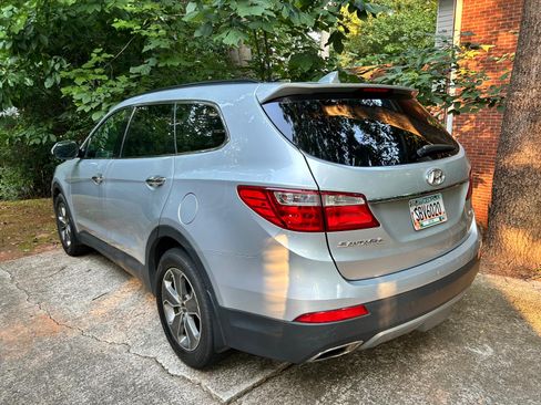 Used 2014 Hyundai Santa Fe GLS image 4