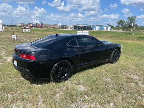 Used 2014 Chevrolet Camaro LS RWD image 2