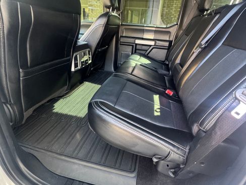 Used 2019 Ford F150 Lariat AWD/4WD image 17
