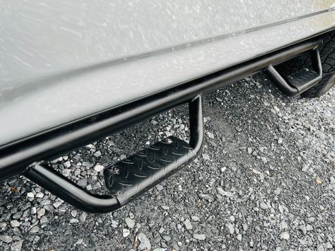 Used 2012 Toyota 4Runner SR5 w/ Convenience Pkg image 8