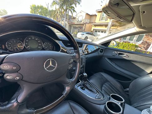 Used 2006 Mercedes-Benz CLS 500 image 5