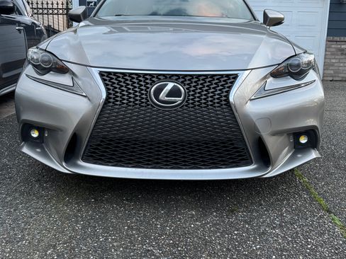 Used 2016 Lexus IS 200t w/ F Sport Package image 2