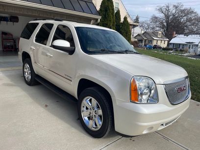 Used 2011 GMC Yukon SLT w/ SLT-2 Equipment Package