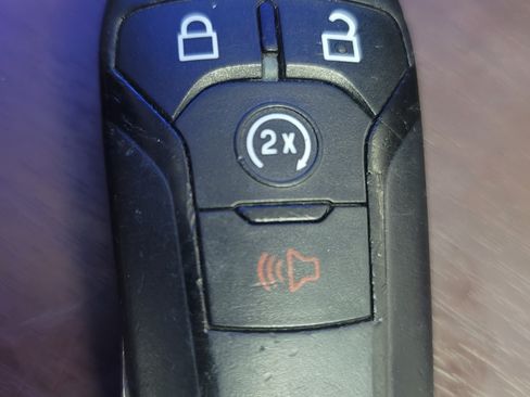 Used 2016 Ford F150 XLT w/ Equipment Group 302A Luxury image 17