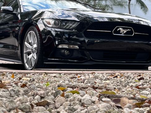 Used 2015 Ford Mustang GT Premium w/ Equipment Group 401A RWD image 2