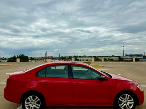 Used 2012 Volkswagen Jetta S image 5