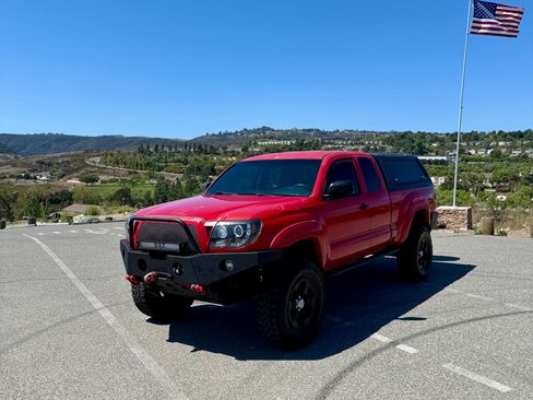Used 2006 Toyota Tacoma 4x4 Access Cab V6 image 1