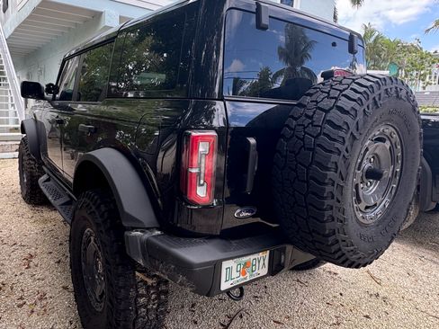 Used 2025 Ford Bronco Badlands w/ Sasquatch Package image 5