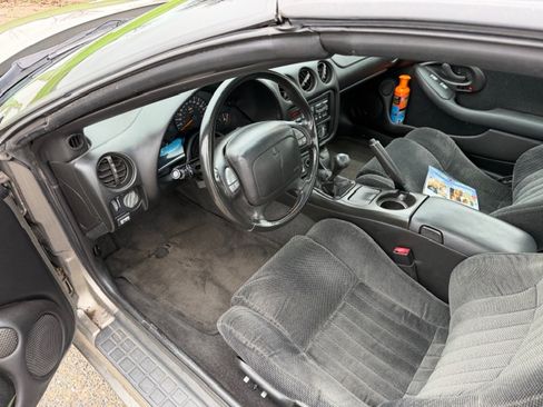 Used 2002 Pontiac Firebird Coupe 2D w/ Opt Pkg image 17