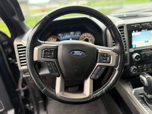 Used 2018 Ford F150 Limited image 15