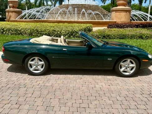 Used 1998 Jaguar XK8 Convertible RWD image 1