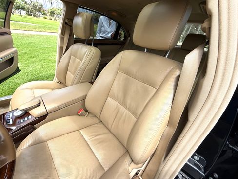 Used 2010 Mercedes-Benz S 400 image 16