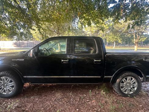 Used 2009 Ford F150 Platinum image 6